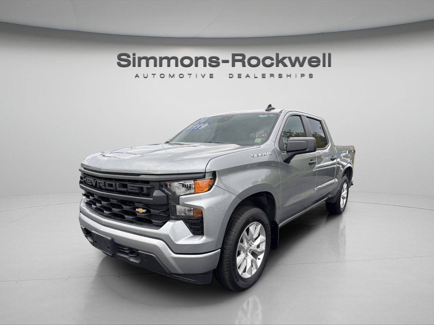 Used 2024 Chevrolet Silverado 1500 Custom AWD/4WD image 1