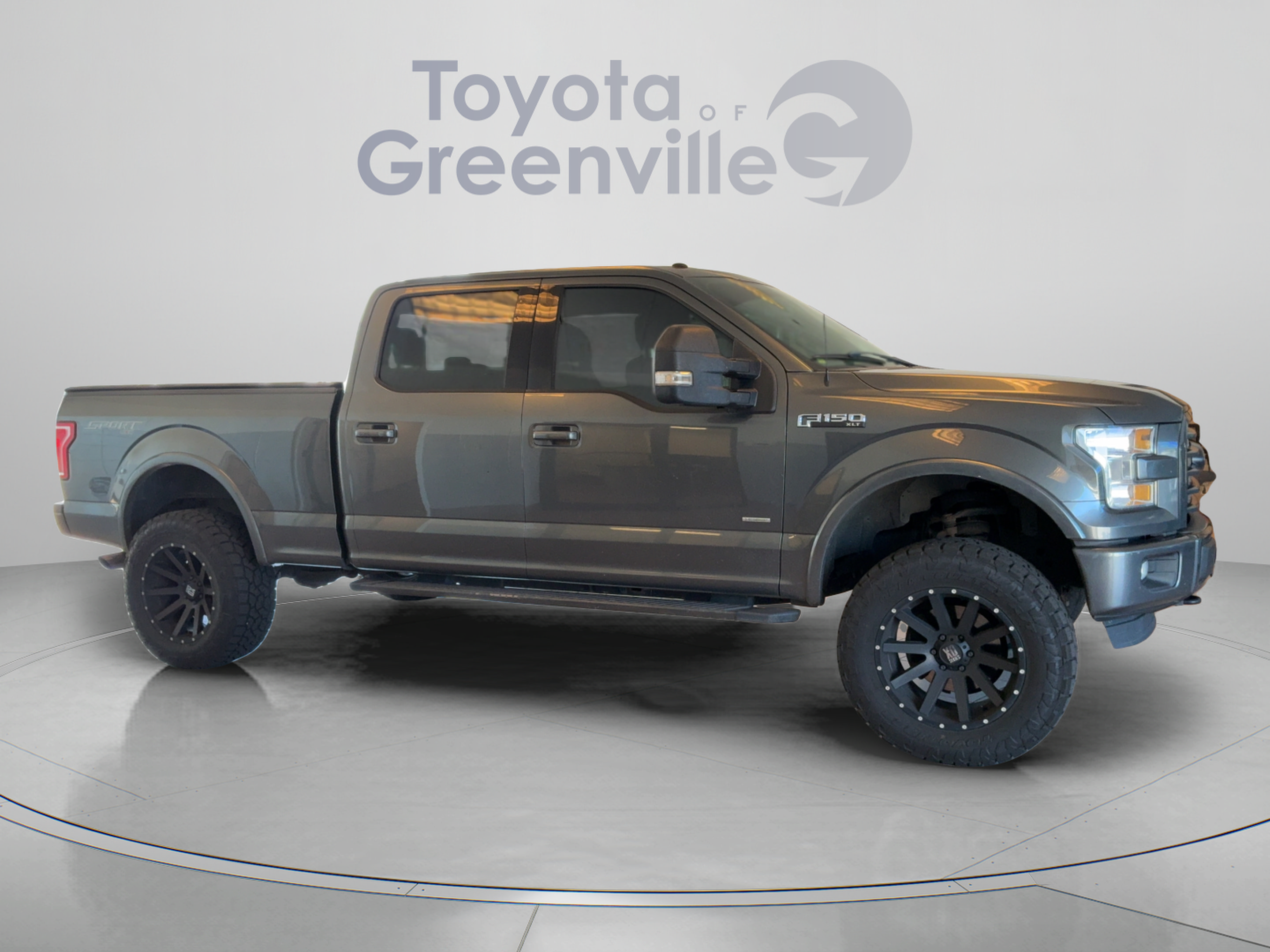 Used 2016 Ford F150 XLT w/ Equipment Group 302A Luxury AWD/4WD image 7