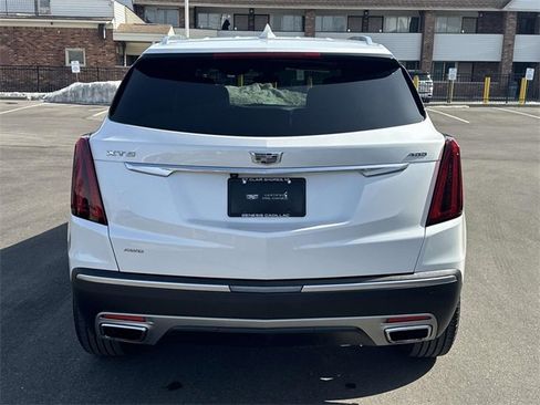 Certified 2022 Cadillac XT5 Premium Luxury image 7