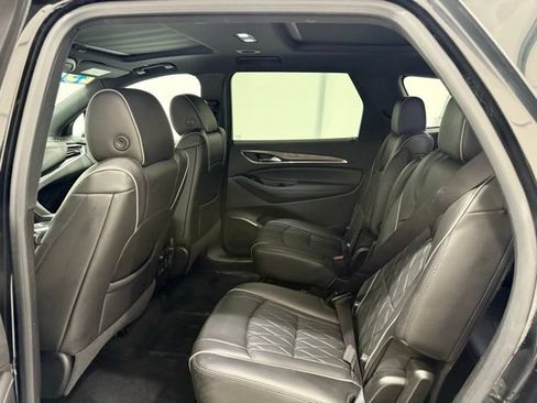 Used 2023 Buick Enclave Avenir w/ Avenir Technology Package AWD/4WD image 16