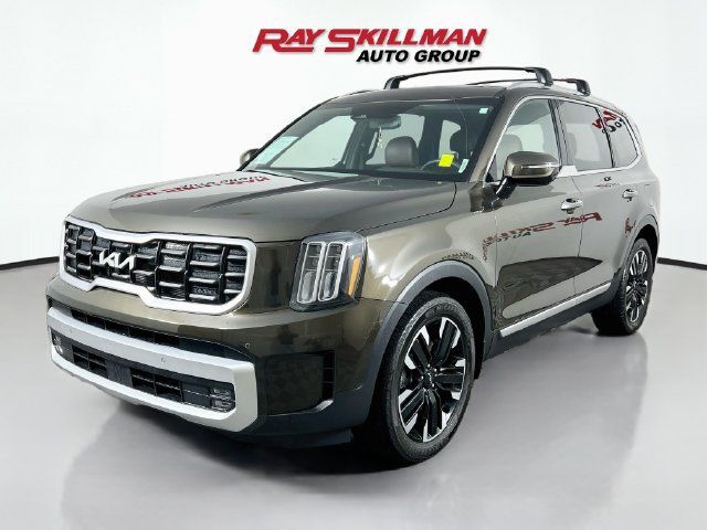 Used 2024 Kia Telluride SX AWD/4WD image 3