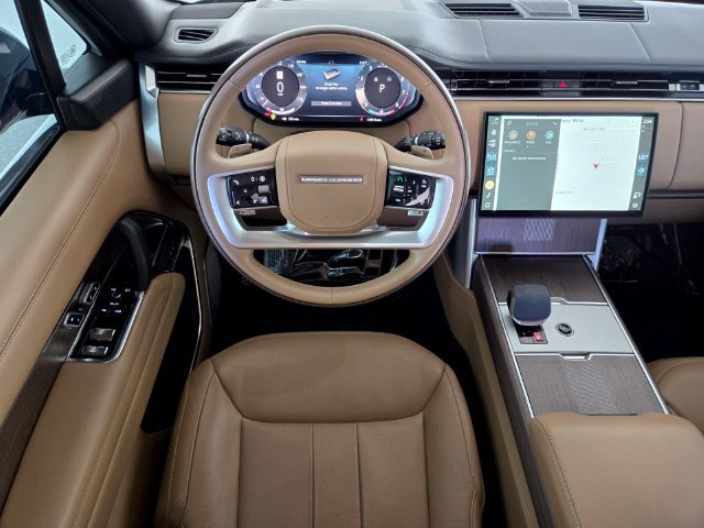 Certified 2025 Land Rover Range Rover Autobiography AWD/4WD image 12