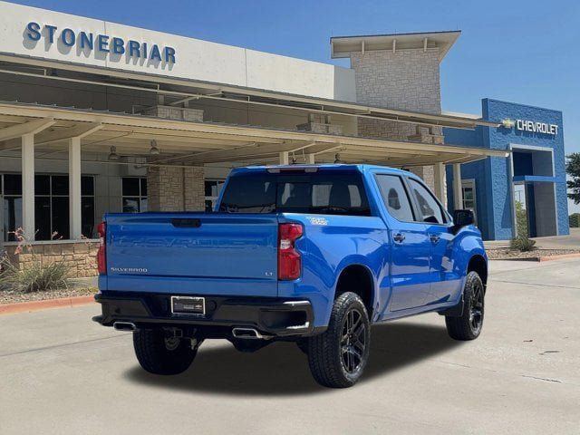 Used 2025 Chevrolet Silverado 1500 LT Trail Boss w/ Convenience Package II AWD/4WD image 5