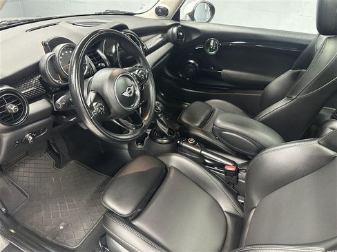 Used 2018 MINI Cooper S FWD image 2