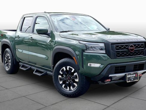Used 2024 Nissan Frontier PRO-4X w/ Technology Package AWD/4WD image 3