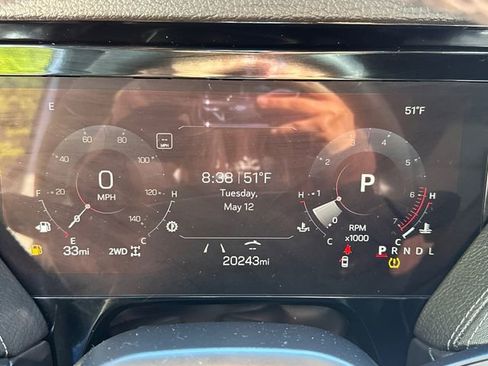 Used 2025 GMC Yukon XL Denali w/ Sun & Power Step Package AWD/4WD image 31