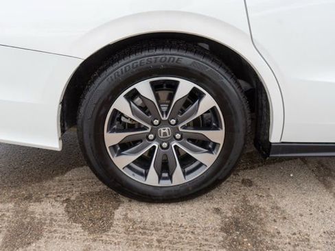 Used 2024 Honda Odyssey EX-L image 9