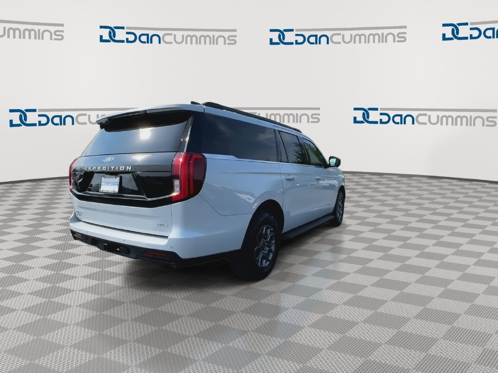 Used 2025 Ford Expedition Max Active AWD/4WD image 8
