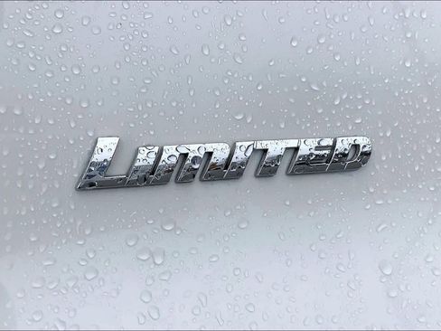 Used 2022 Toyota 4Runner Limited image 10