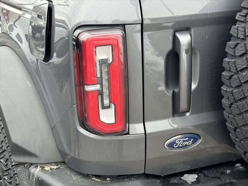 Used 2021 Ford Bronco Wildtrak image 8