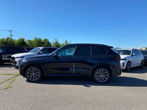 New 2026 BMW X5 xDrive40i w/ M Sport Package AWD/4WD image 4