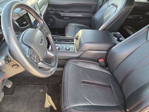 Used 2022 Ford Expedition Max Limited image 10