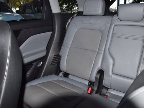 Certified 2022 Lincoln Corsair AWD w/ Premium Package image 19