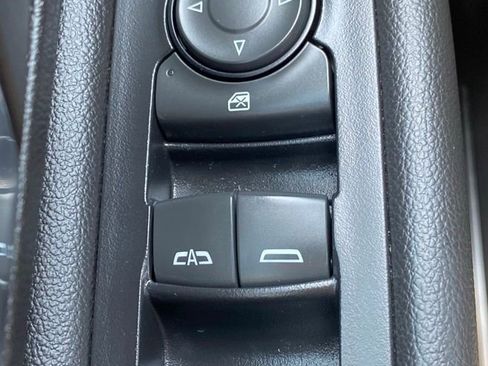 Used 2023 GMC Terrain Denali image 29