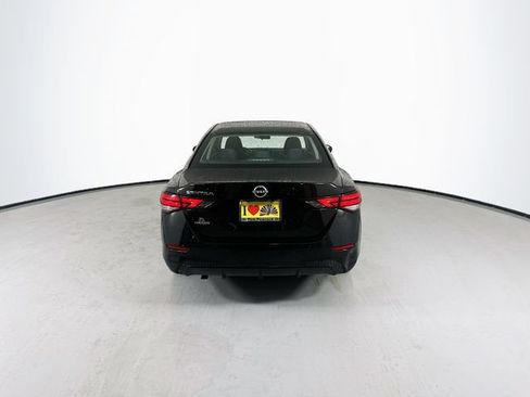 Used 2025 Nissan Sentra S FWD image 8
