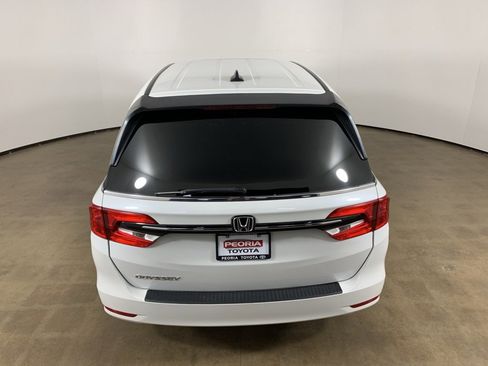 Used 2022 Honda Odyssey EX-L image 11