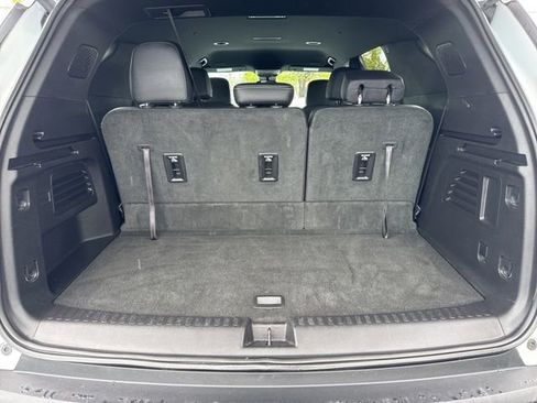 Certified 2026 Chevrolet Traverse LT AWD/4WD image 11