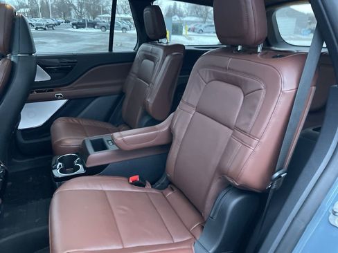 Used 2025 Lincoln Aviator Reserve w/ Equipment Group 201A image 14