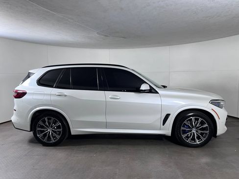 Used 2021 BMW X5 xDrive40i w/ M Sport Package AWD/4WD image 8