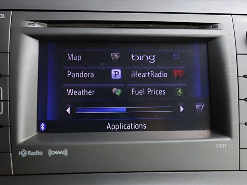 Used 2014 Toyota Prius Three image 28