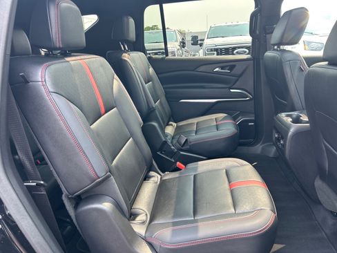 Used 2024 Chevrolet Traverse RS w/ LPO, Floor Liner Package AWD/4WD image 24