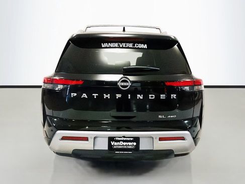 Used 2024 Nissan Pathfinder SL w/ Cargo Package AWD/4WD image 9