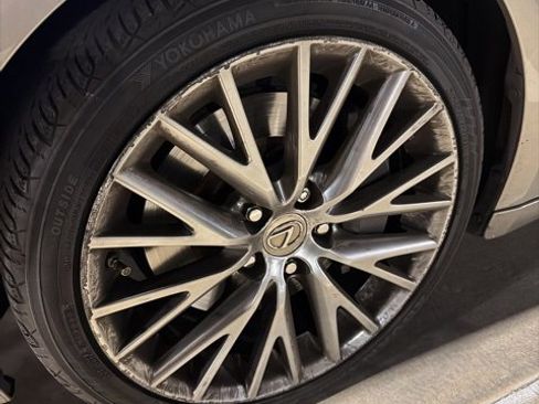 Used 2016 Lexus IS 200t 200t image 5