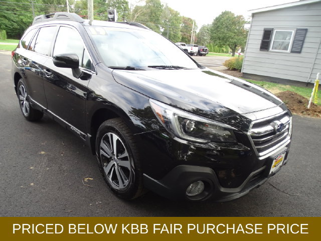 Used 2019 Subaru Outback 2.5i Limited AWD/4WD image 1