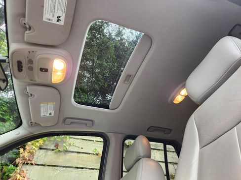 Used 2006 GMC Envoy SLE image 10