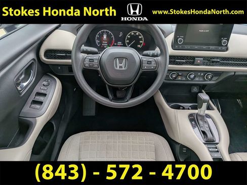 Certified 2025 Honda HR-V LX image 17