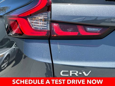 Used 2025 Honda CR-V EX image 26
