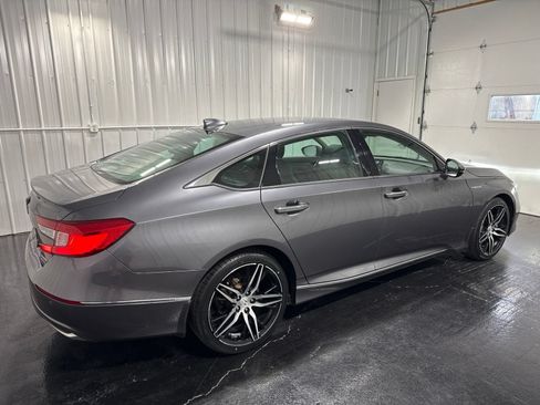 Used 2021 Honda Accord Touring image 3