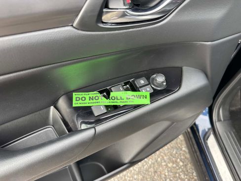 Used 2022 MAZDA CX-5 AWD 2.5 S w/ Select Package image 18