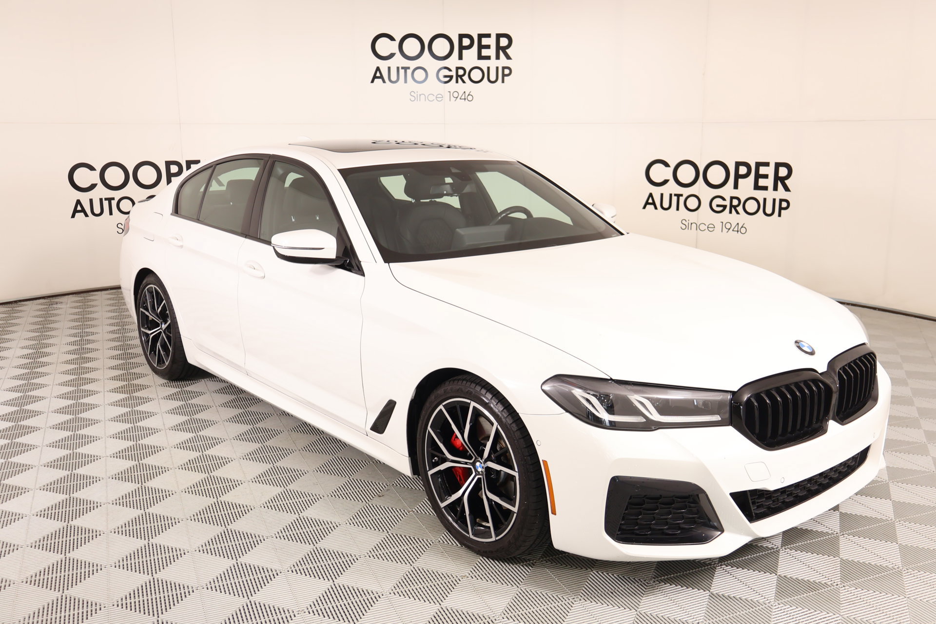 Used 2023 BMW 530i xDrive w/ M Sport Package AWD/4WD 360° Tour