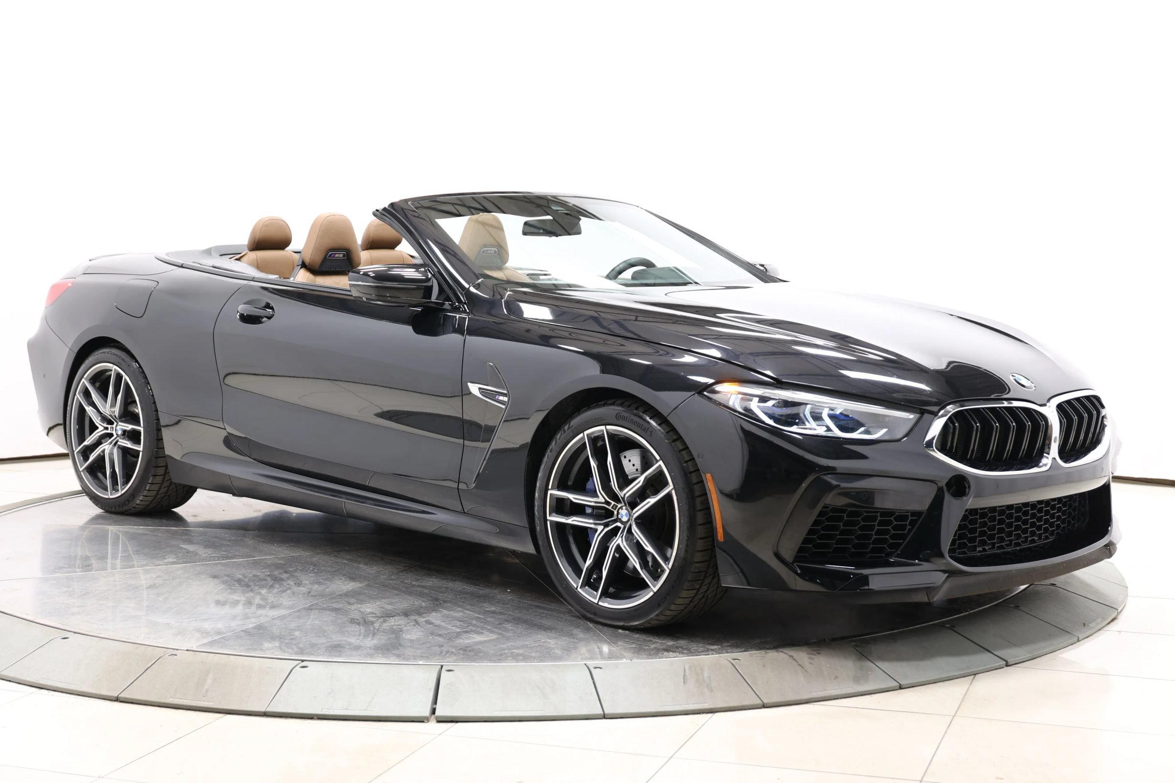 Used 2020 BMW M8 Convertible w/ Driving Assistance Package AWD/4WD image 91