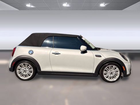Used 2023 MINI Cooper S w/ Signature Upholstery Package image 8