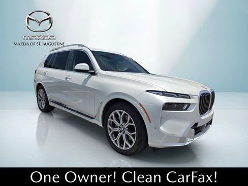 Used 2025 BMW X7 xDrive40i w/ Premium Package AWD/4WD image 4