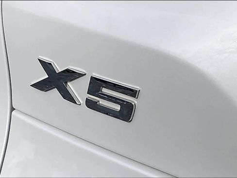 Certified 2023 BMW X5 xDrive45e w/ Executive Package image 33