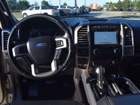 Used 2017 Ford F150 Platinum w/ Technology Package image 13