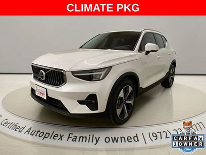 Used 2025 Volvo XC40 B5 Plus