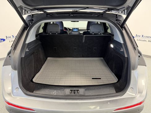 Used 2022 Lincoln Corsair FWD w/ Premium Package image 23