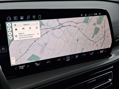 Used 2026 Chevrolet Traverse LT w/ Driver Confidence Package image 16