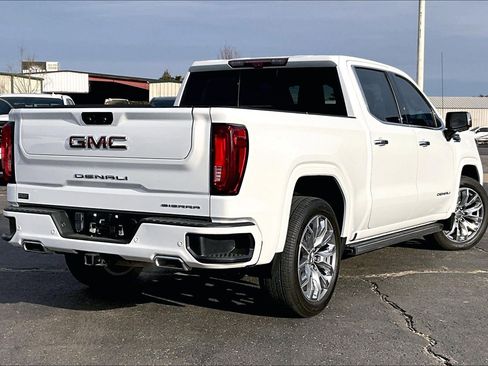 Used 2022 GMC Sierra 1500 Denali w/ Denali Reserve Package image 2