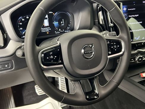 Used 2021 Volvo XC60 T8 R-Design w/ Protection Package Premier image 11