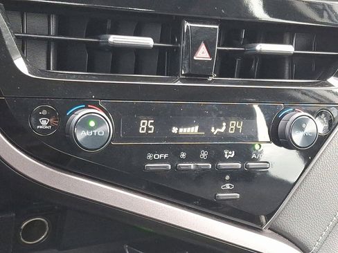 Used 2023 Toyota Camry XSE image 15