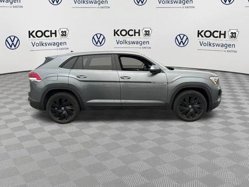 Used 2024 Volkswagen Atlas Cross Sport SE AWD/4WD image 9