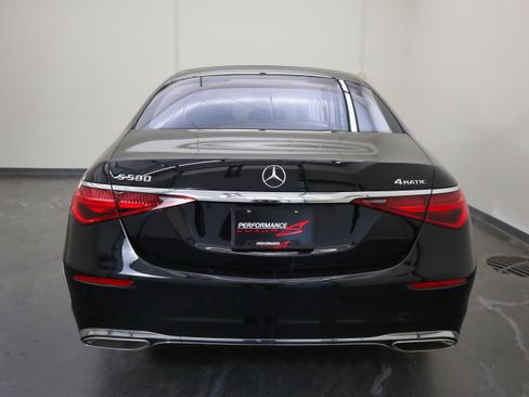 Used 2023 Mercedes-Benz S 580 S 580 image 4