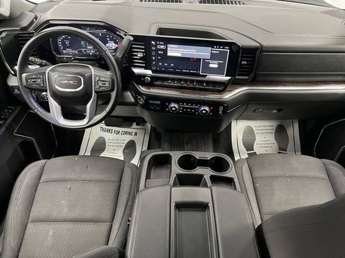 Used 2024 GMC Sierra 1500 Elevation image 17