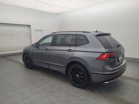 Used 2021 Volkswagen Tiguan SE R-Line image 3