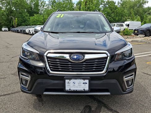 Used 2021 Subaru Forester Touring AWD/4WD image 2